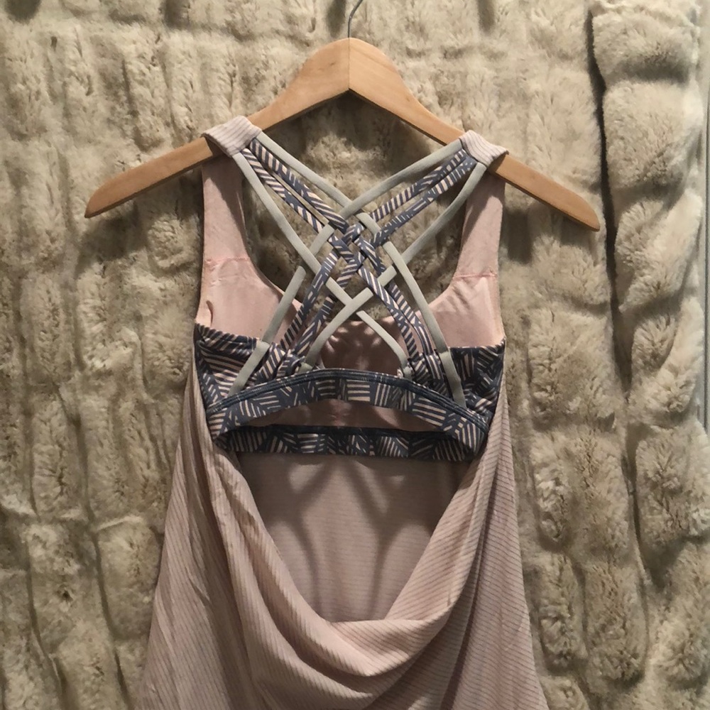 Lululemon tank!